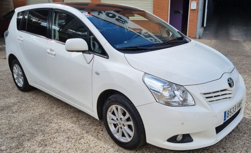 toyota verso 1.6