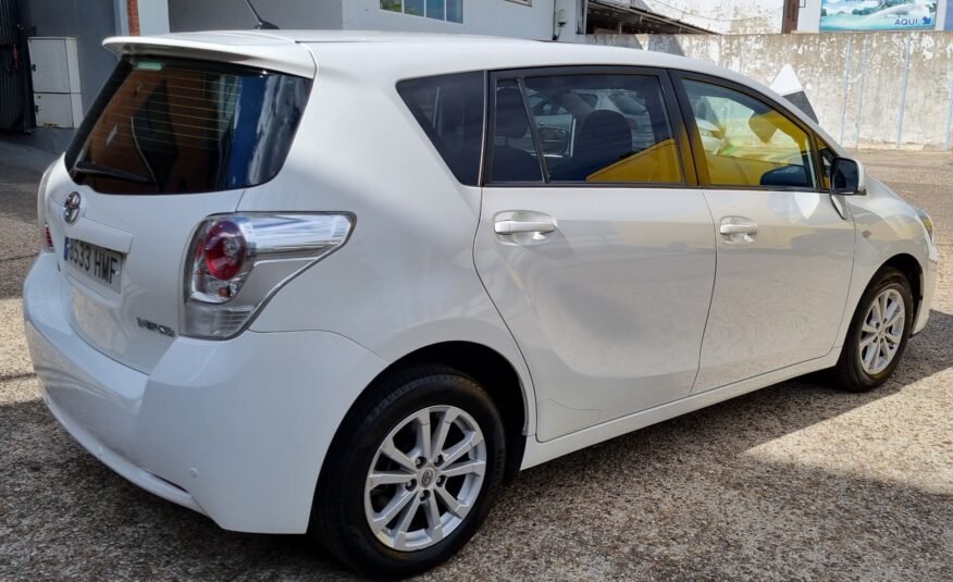 toyota verso 1.6