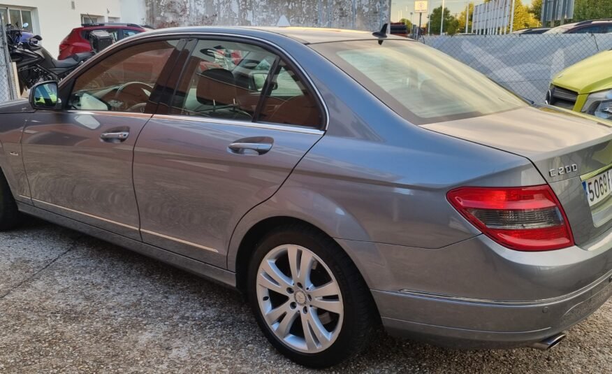 mercedes clase c 200k