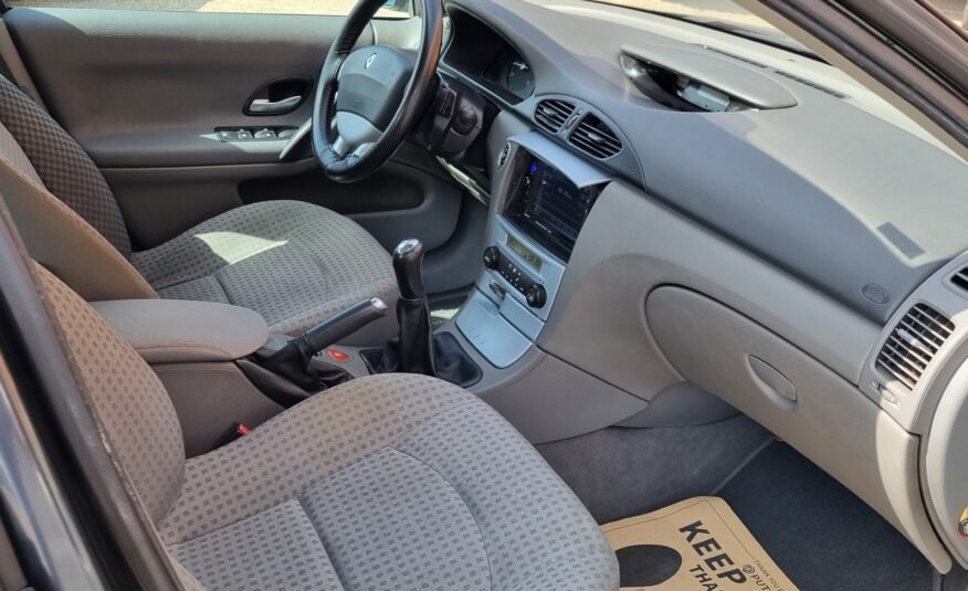 RENAULT laguna 2.0i