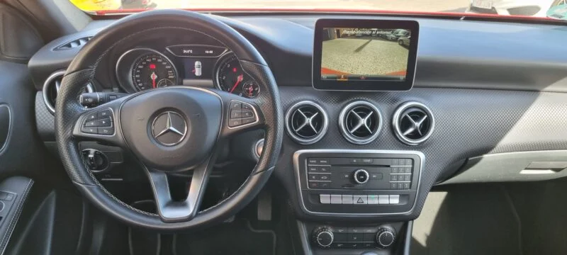 MERCEDES-BENZ Clase A 200cdi