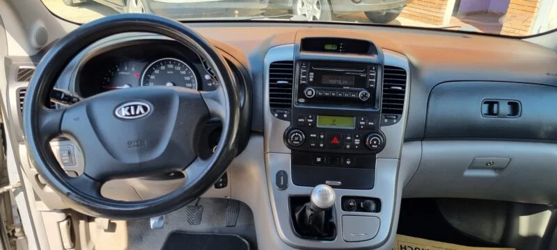 KIA Carnival 2.0 vcdi