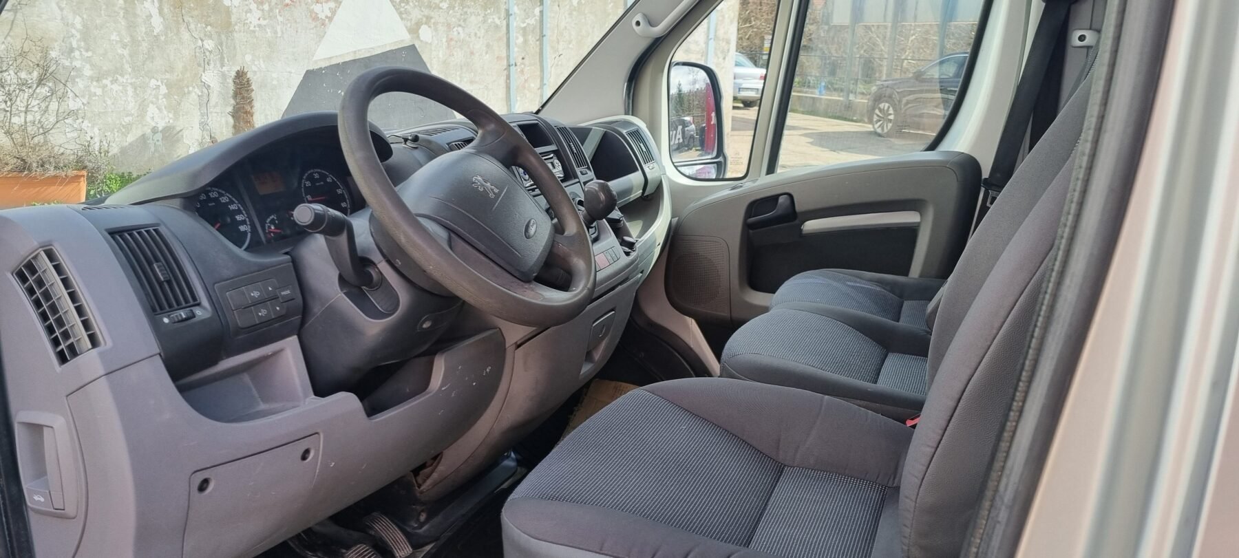 PEUGEOT mixta 2.0hdi