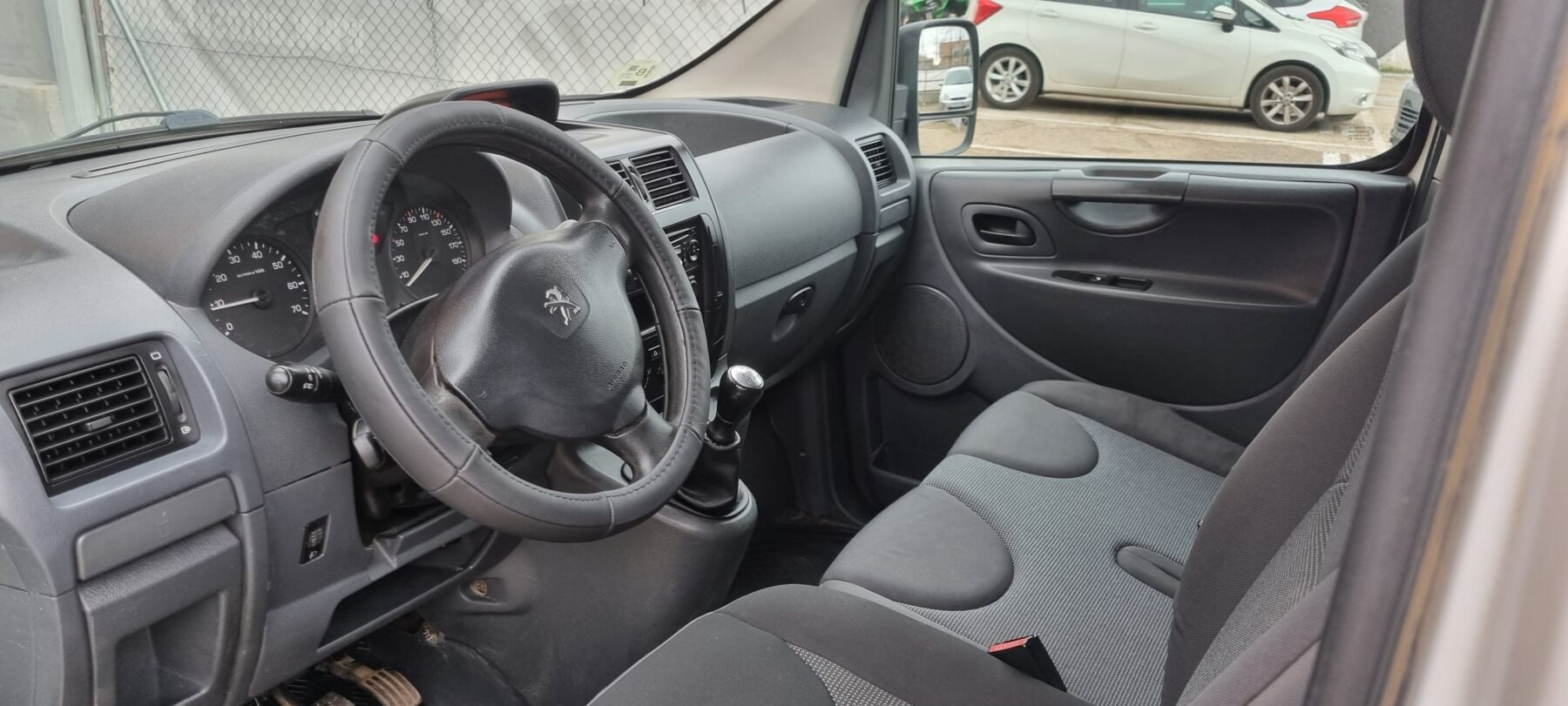 PEUGEOT expert combi 9 plzas