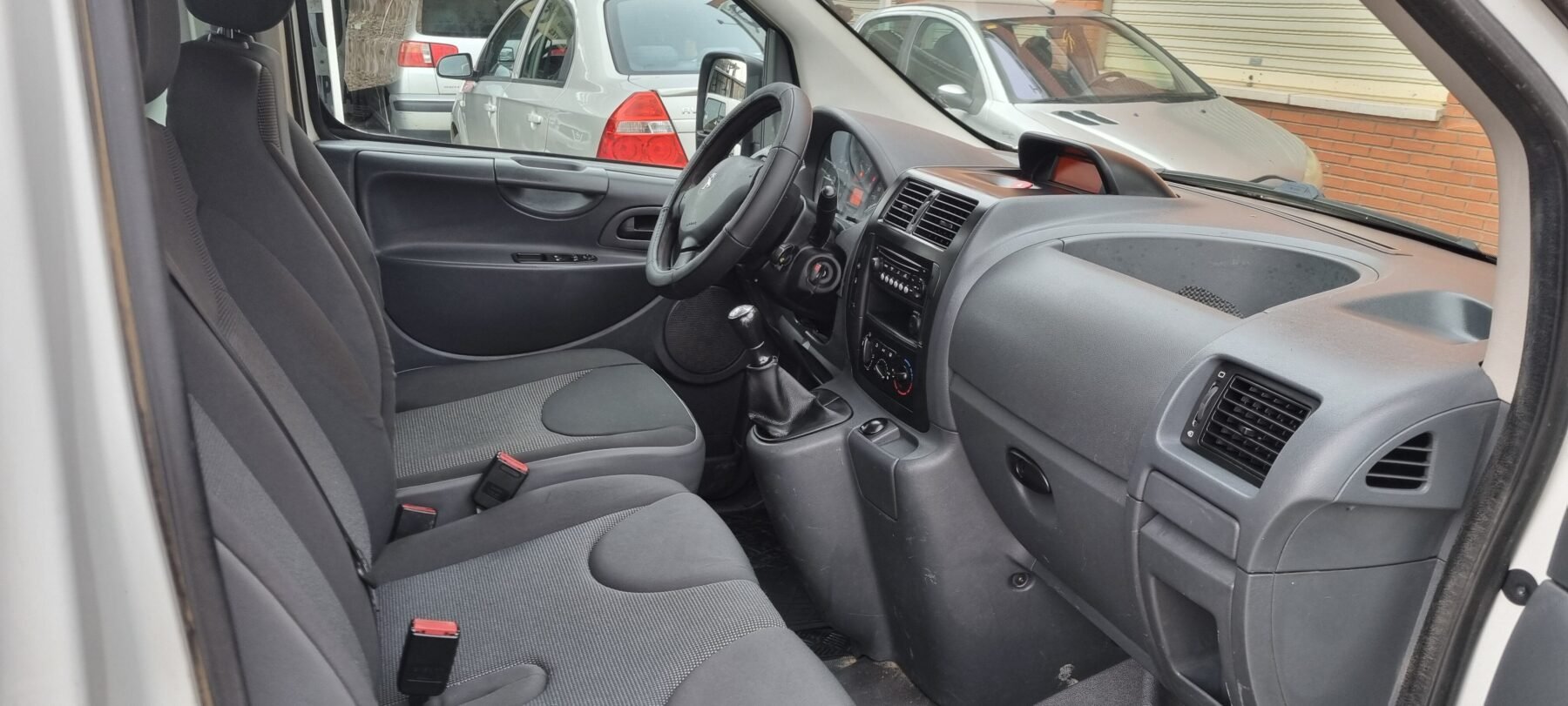 PEUGEOT expert combi 9 plzas