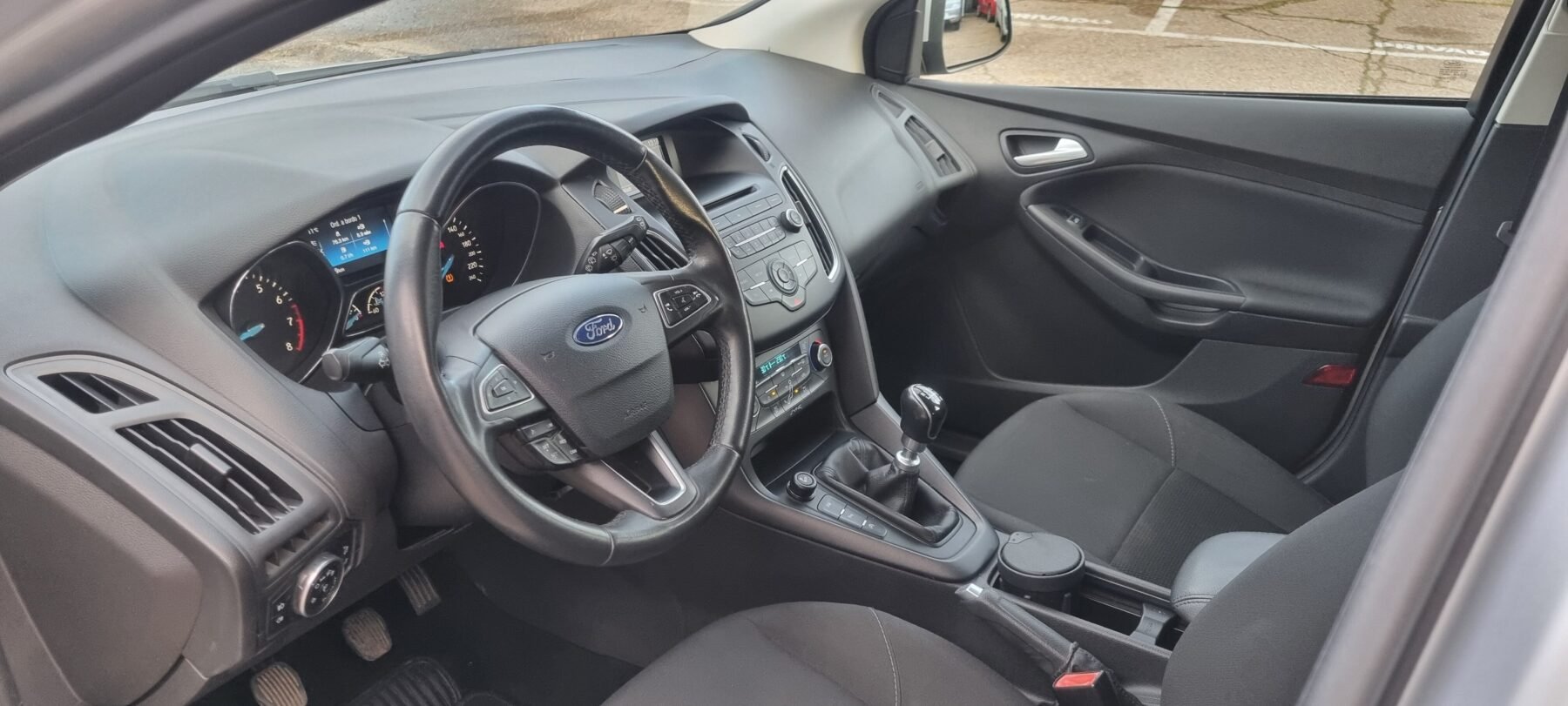 FORD focus 1.0