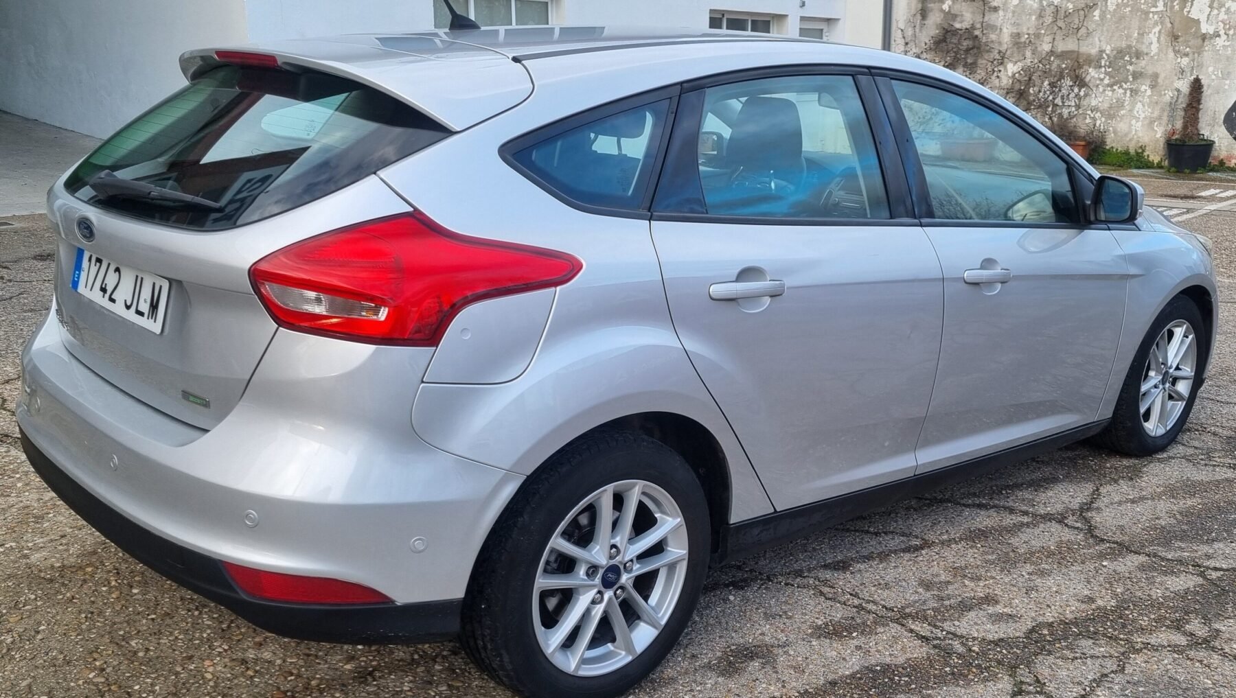 FORD focus 1.0