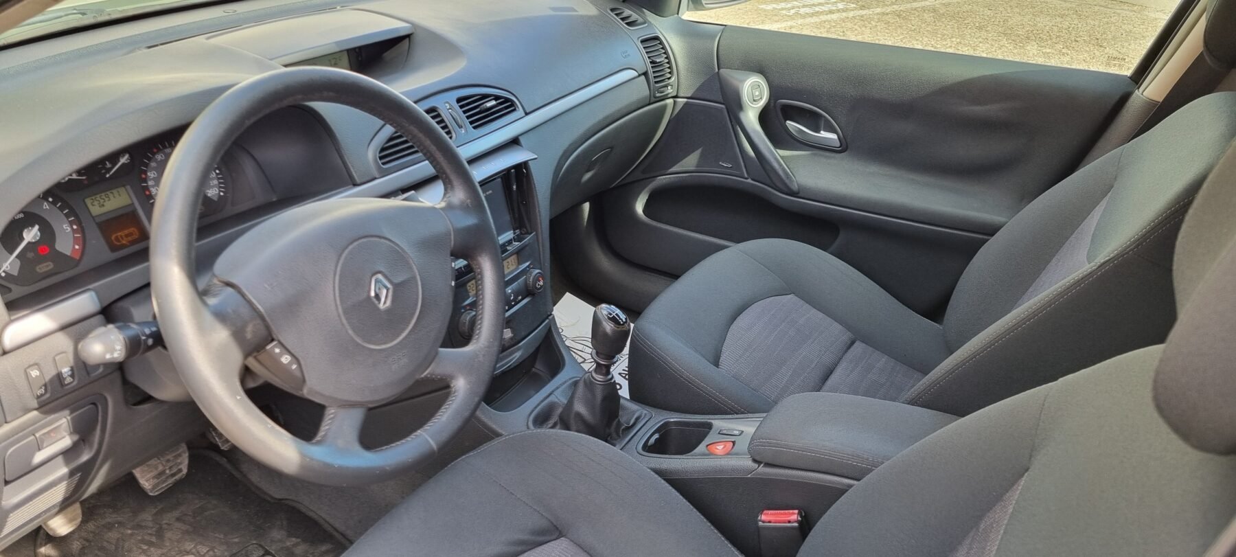 RENAULT laguna 1.9 dci 130