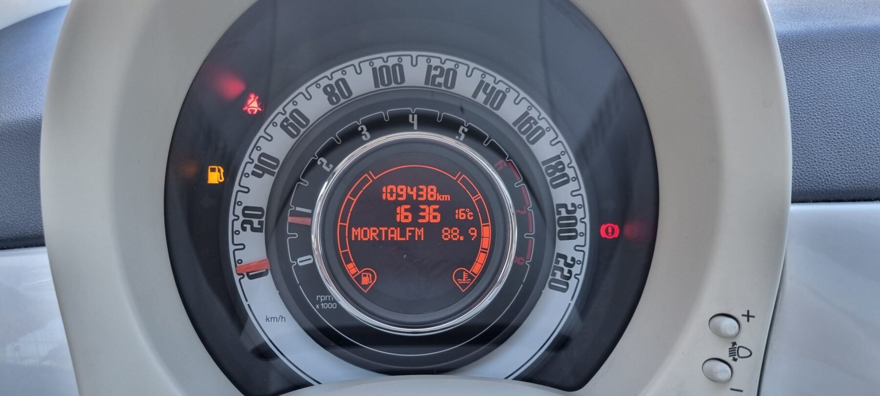 FIAT 500 1,2 especial lounge