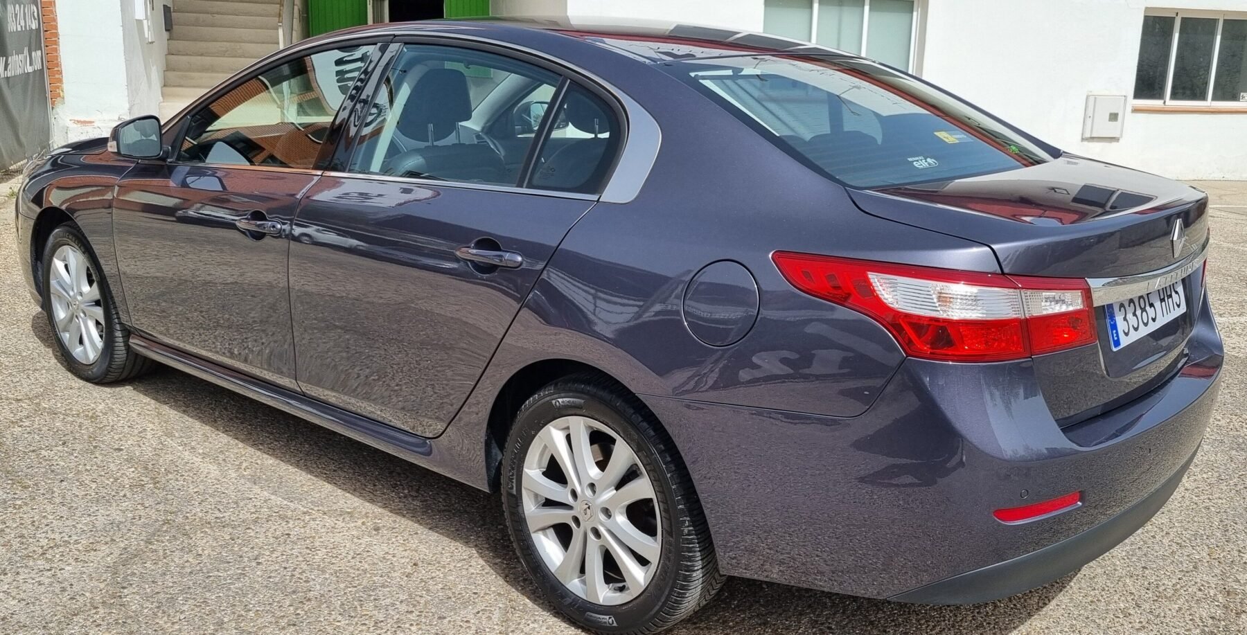 RENAULT latitude 2.0 dci