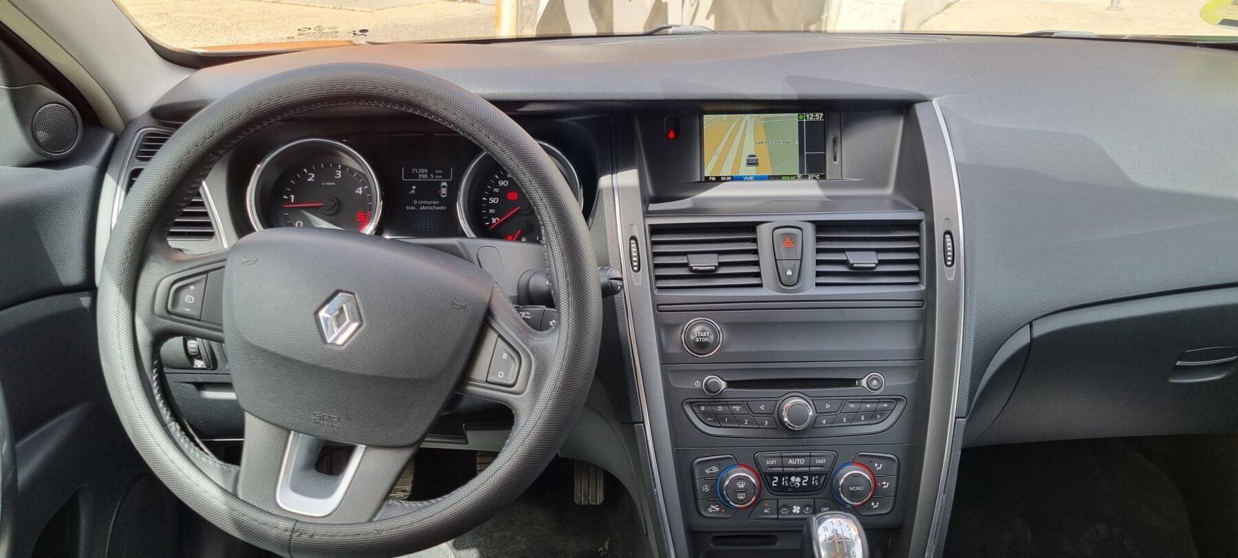 RENAULT latitude 2.0 dci