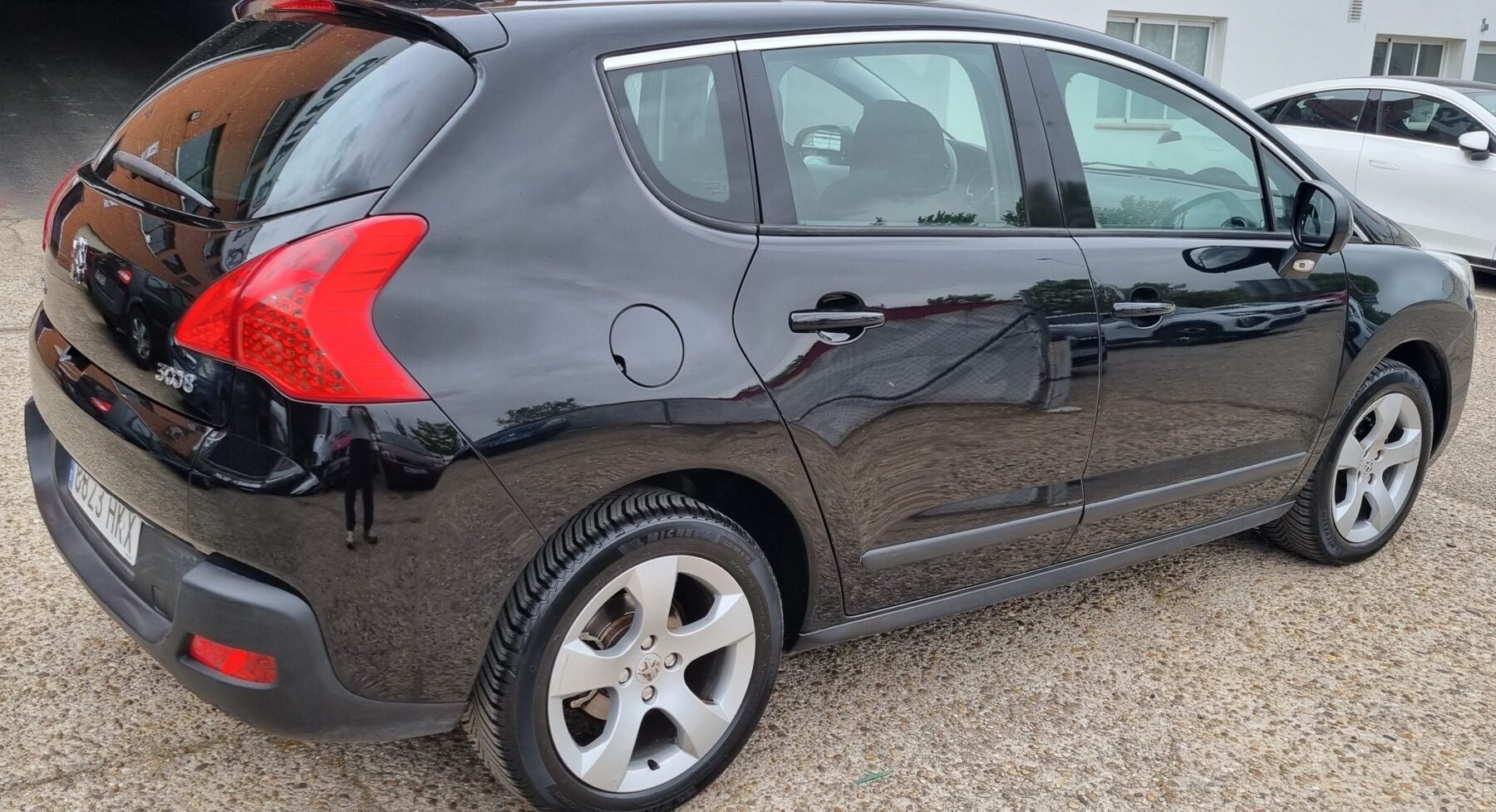 PEUGEOT 3008 1.6 vti 