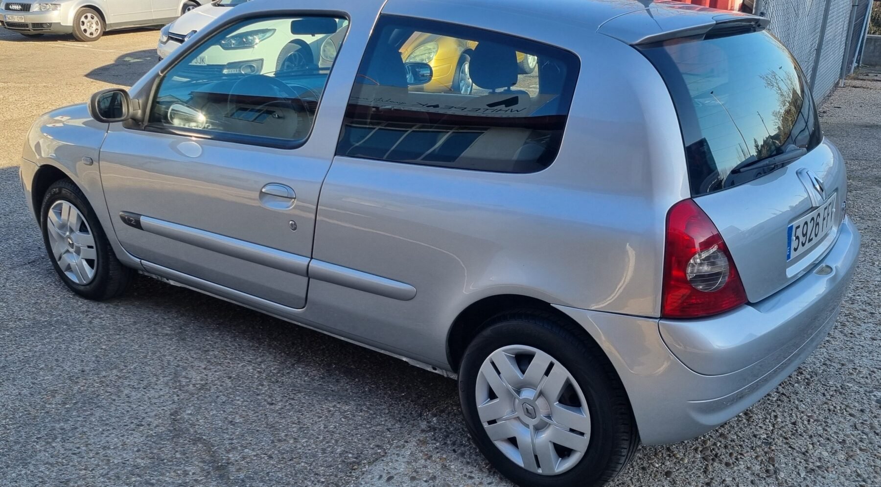 RENAULT clio 1.2