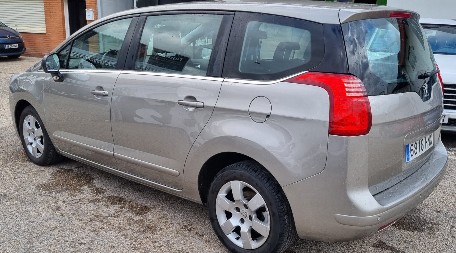 PEUGEOT 5008 1.6 hdi 7 plazas