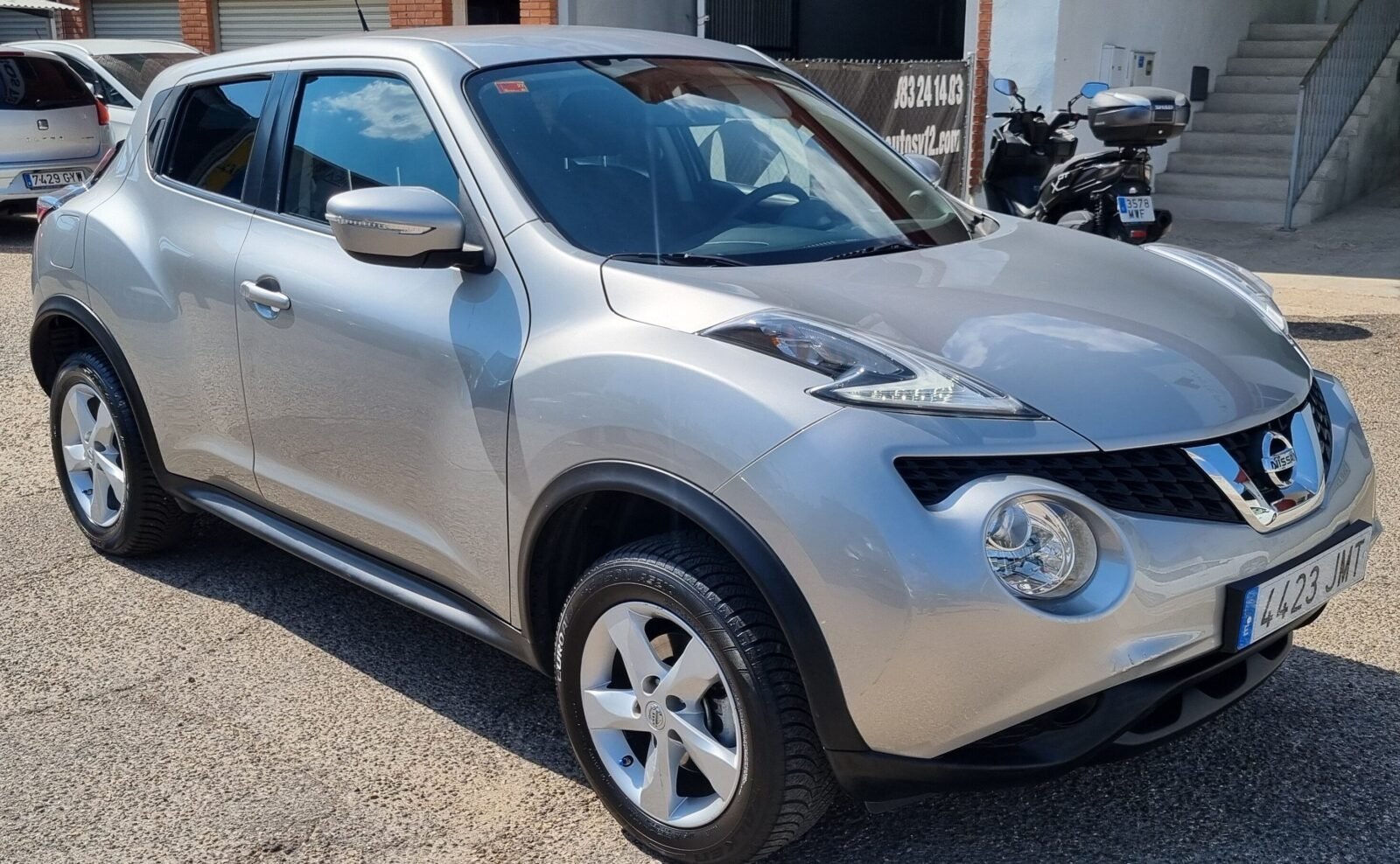 NISSAN JUKE 1.6i