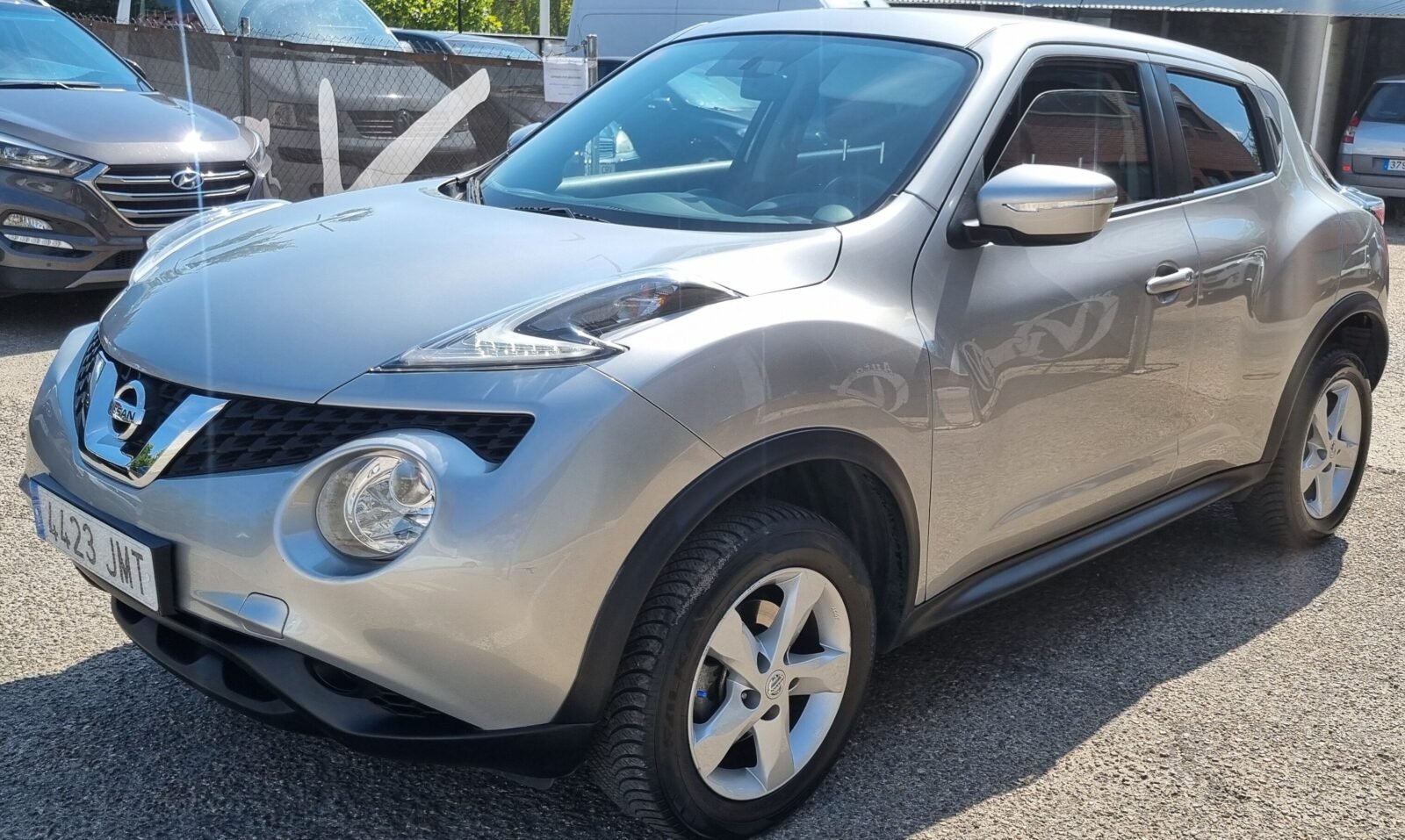 NISSAN JUKE 1.6i