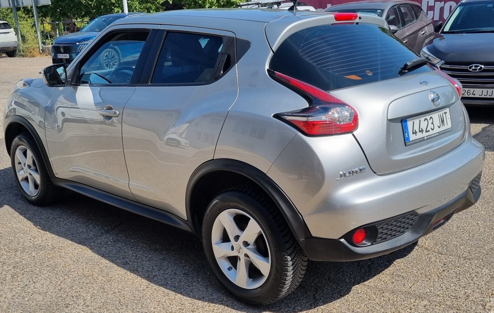 NISSAN JUKE 1.6i