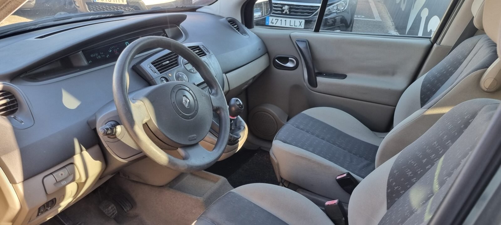 RENAULT SCENIC 1.9dci