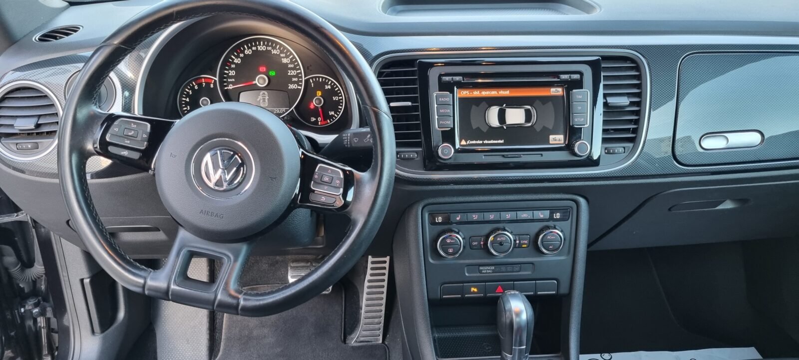 VOLKSWAGEN BEETLE 2.0TSI