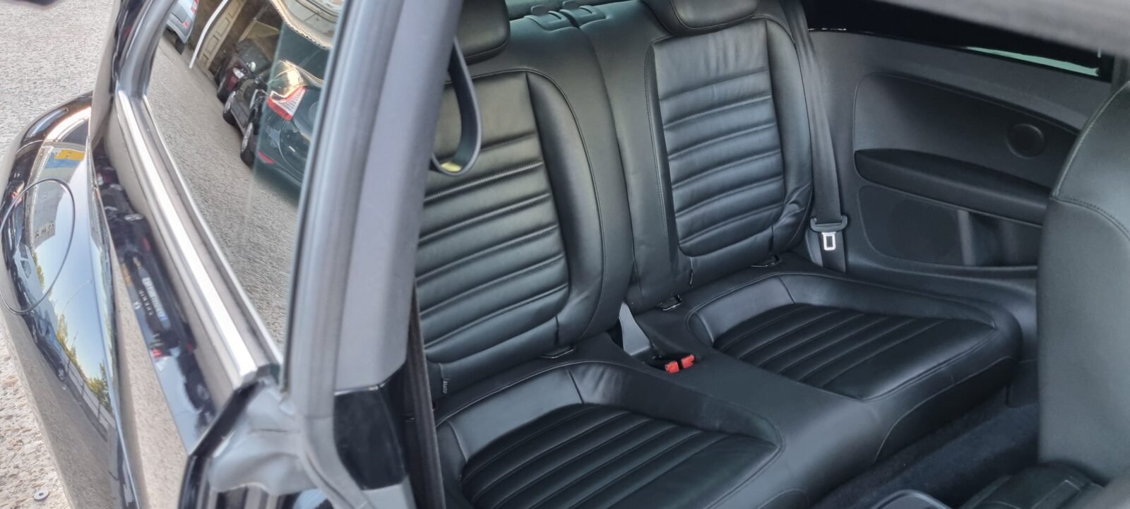 VOLKSWAGEN BEETLE 2.0TSI