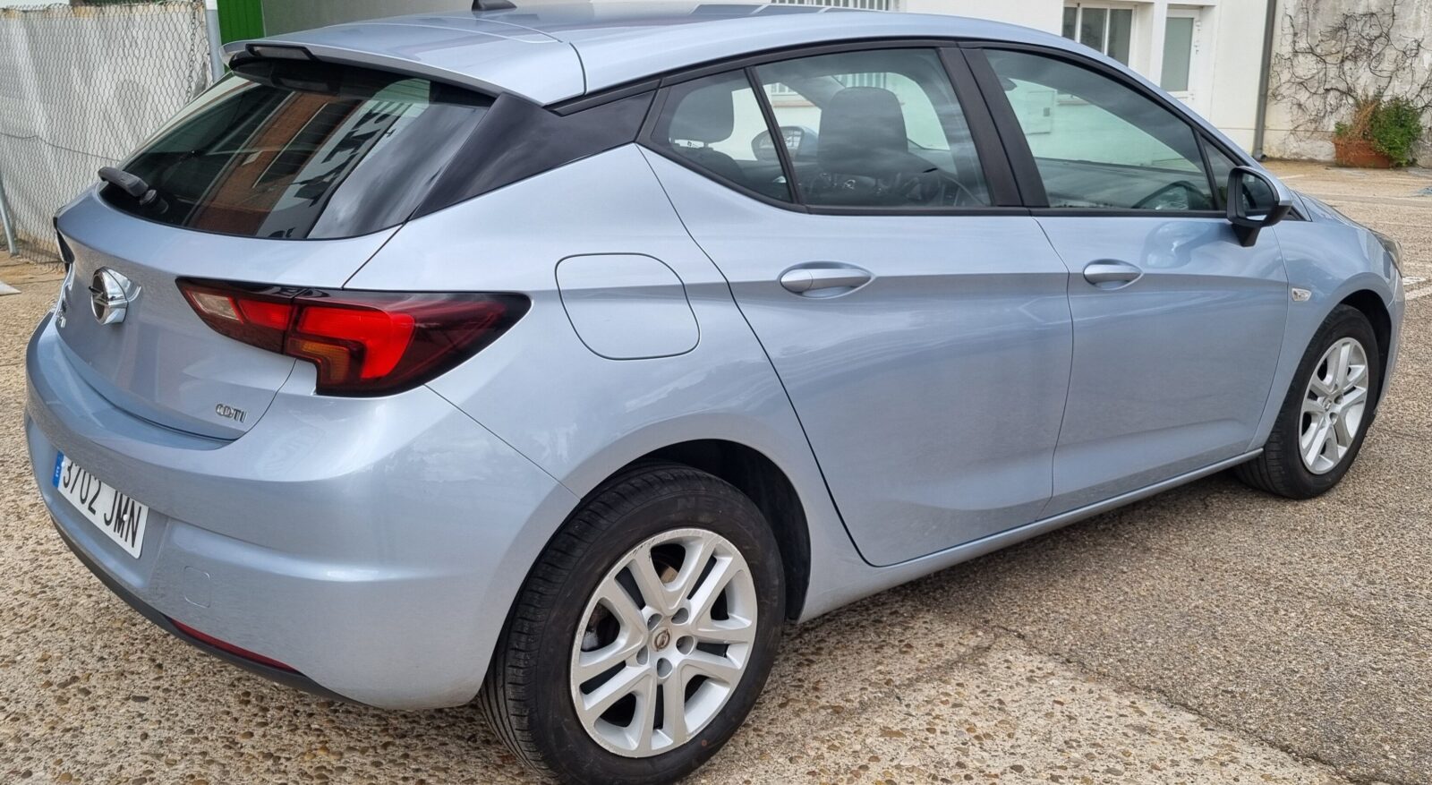 OPEL astra 1.6 cdti excellence