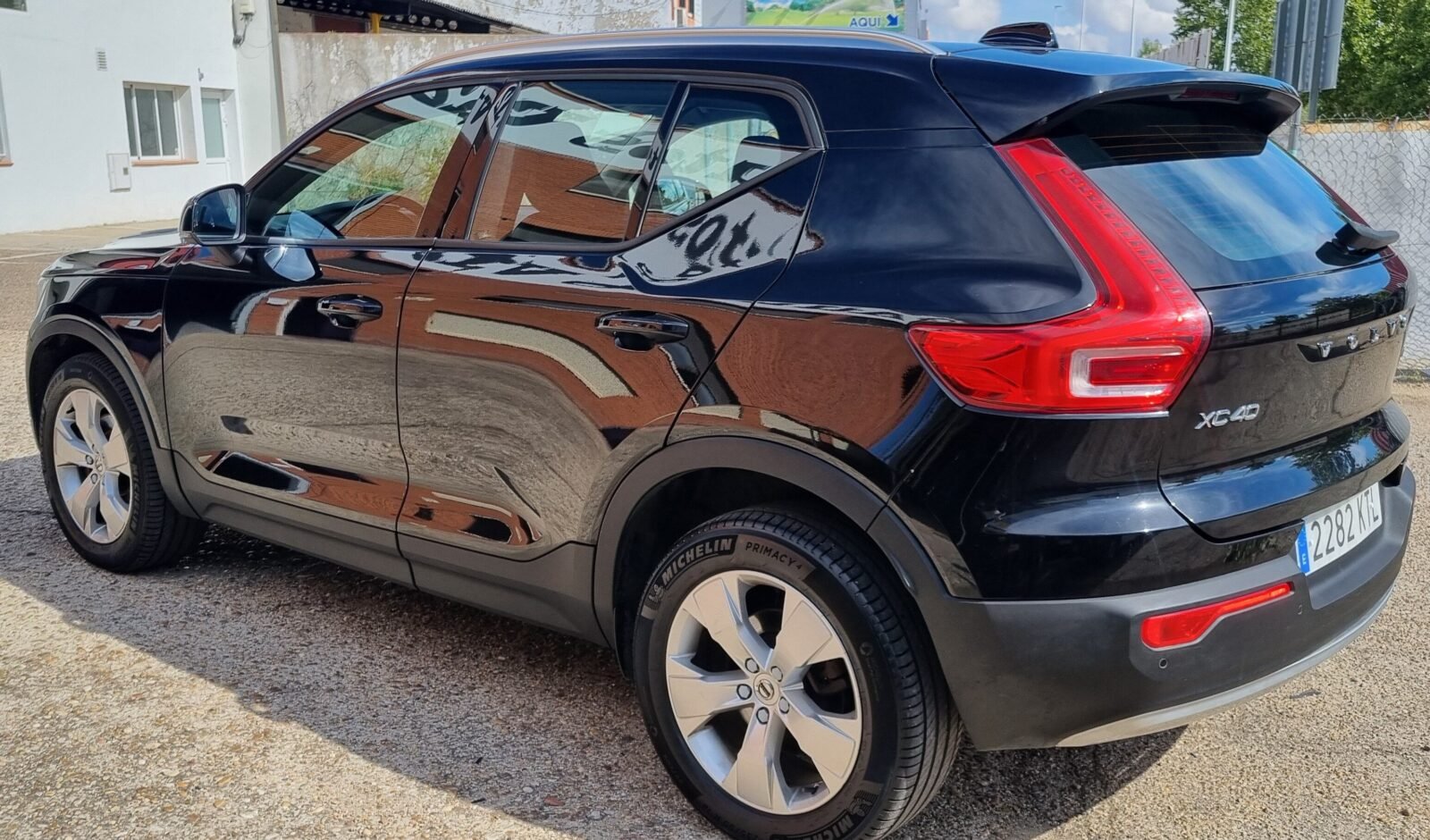 VOLVO XC40 D3 